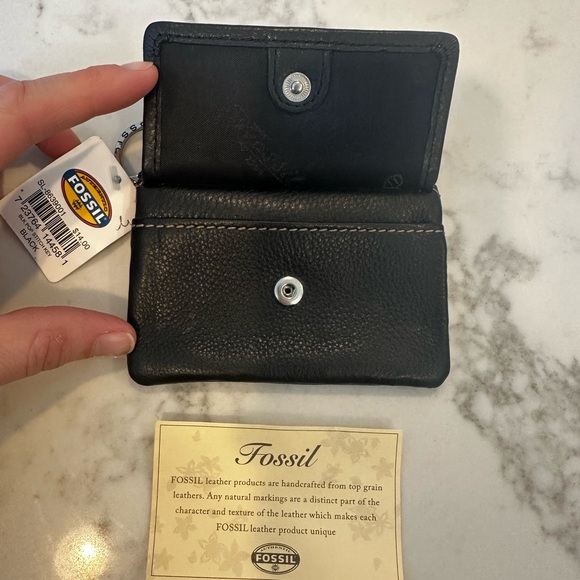NWT Vintage Fossil Black Leather Wallet - Picture 2 of 6